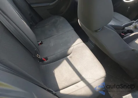 2015 Volkswagen Jetta 1.8T Se из США, поврежденный, VIN 3VWD17AJ9FM342127